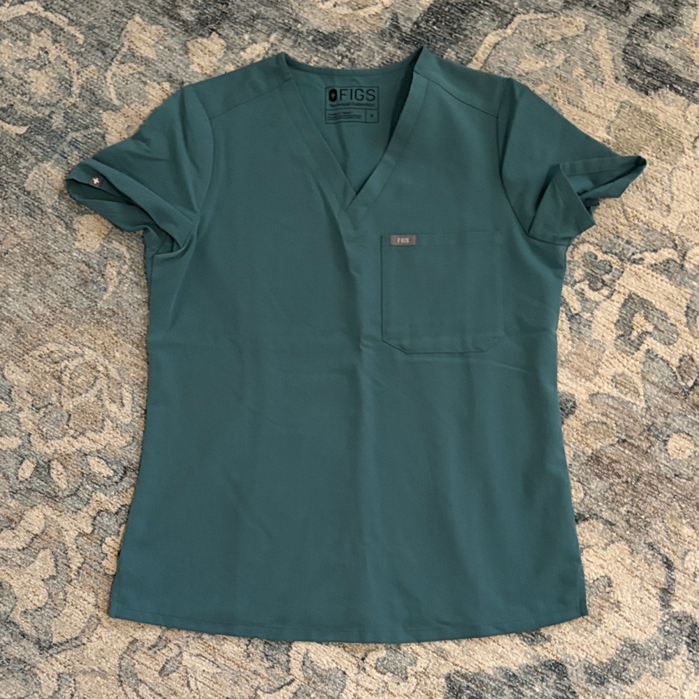 Figs Women's Catarina Scrub Top DISCONTINUED HYDROGREEN Small Green